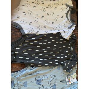 Infant Short Sleeve Bodysuits 3-Pack With Snap Closure